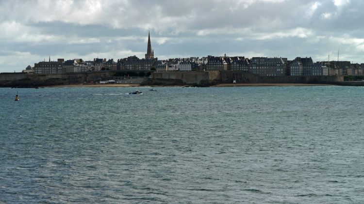 054-P1010492