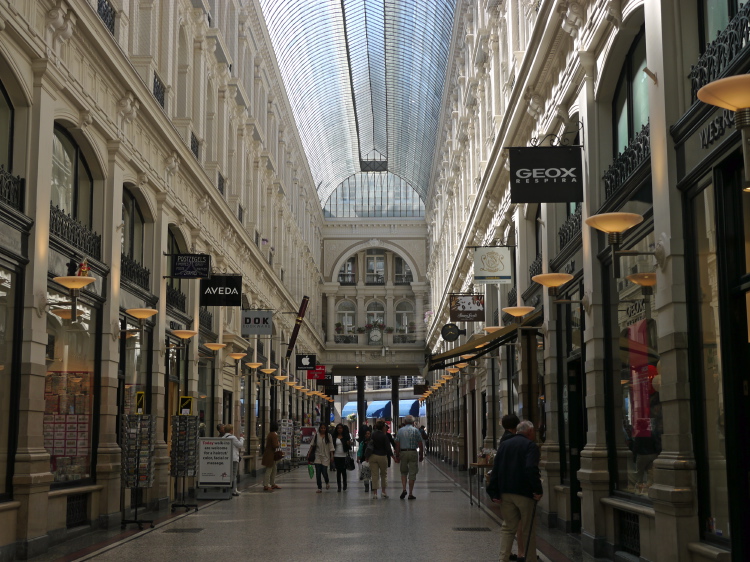 28-P1010021